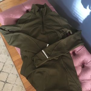 Lululemon winter weight 1/4 zip